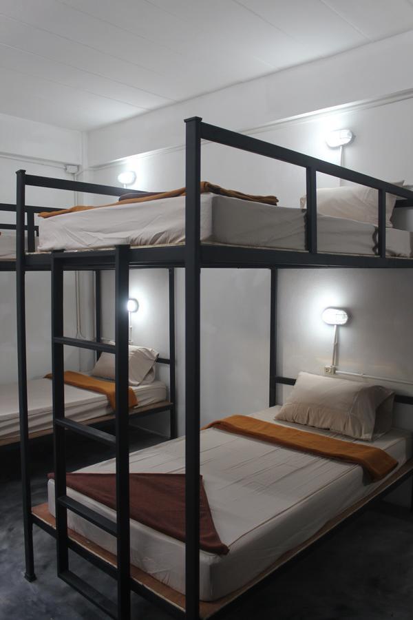 Black Wood Hostel Ko Tao Exterior photo