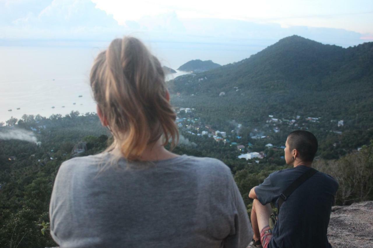 Black Wood Hostel Ko Tao Exterior photo