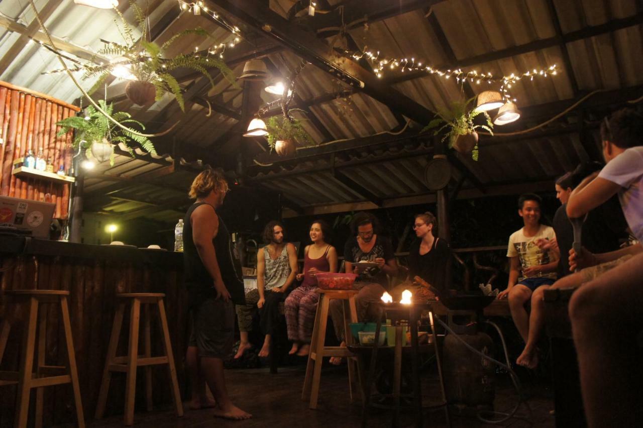 Black Wood Hostel Ko Tao Exterior photo